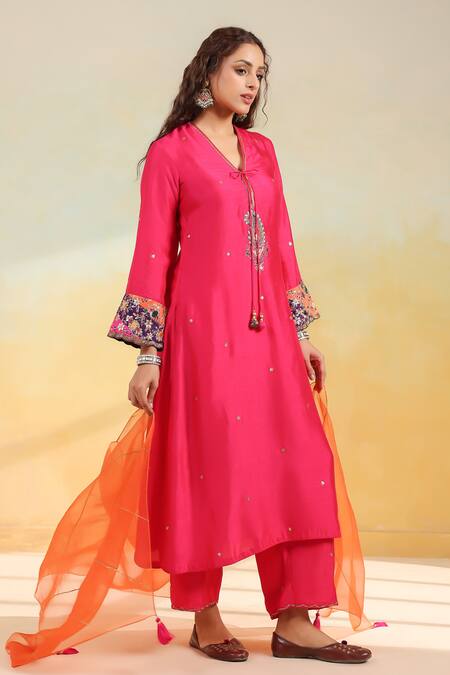 Shop_Label Niti Bothra_Pink Silk Embroidery Split V-neck Paisley Gota Patti Kurta Set _Online_at_Aza_Fashions