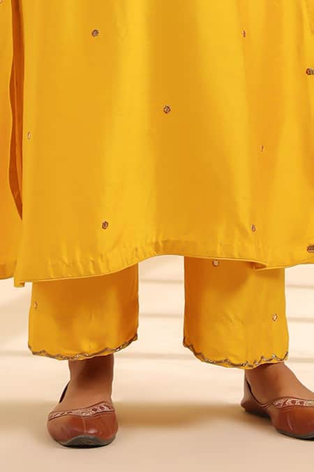 Label Niti Bothra_Yellow Silk Gota Patti, Embroidery, Sequins Split V-neck Paisley Kurta Set _Online_at_Aza_Fashions
