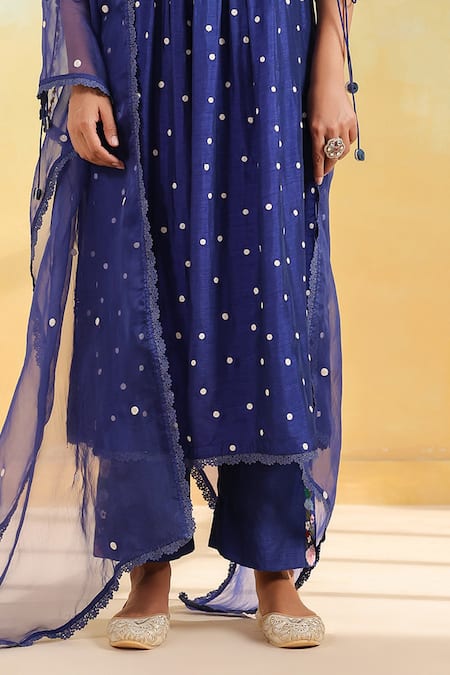 Label Niti Bothra_Blue Silk Applique, Embroidery, Tassels V-neck, Electric Floral Kurta Set _at_Aza_Fashions