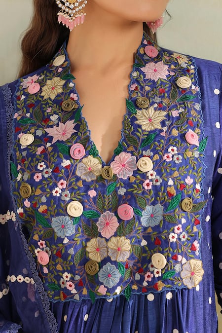 Buy_Label Niti Bothra_Blue Silk Applique, Embroidery, Tassels V-neck, Electric Floral Kurta Set 