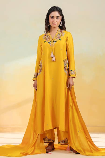 Label Niti Bothra Mustard Zardozi Paisley Pocket Set 