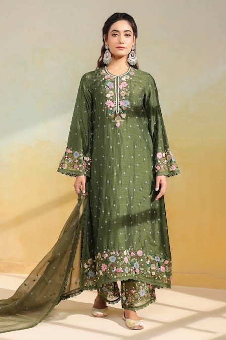 Buy_Label Niti Bothra_Olive Green Silk, Organza Applique, Embroidery Round Neck Floral Kurta Set 