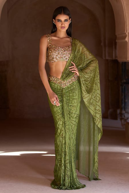 Itrh Forest Green Pre-Draped Saree Set 
