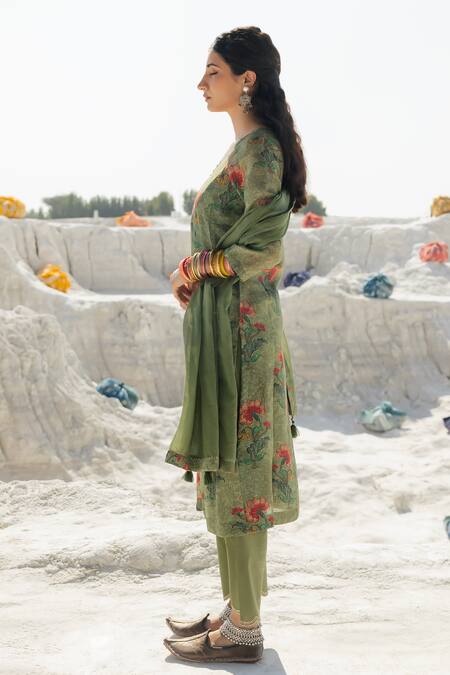 Shop Karaj Jaipur Green Linen, Cotton, Kota Doria V-neck Sage Kurta Set Online at Aza Fashions Shop_Karaj Jaipur_Green Linen, Cotton, Kota Doria V-neck Sage Kurta Set _Online_at_Aza_Fashions