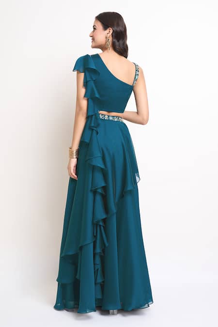 Samyukta Singhania Embroidered Pre-Draped Saree With Blouse 