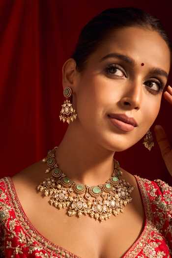 Shop Nazaakat By Samara Singh Green Pearls Mint Kundan Necklace And Earrings Set Online at Aza Fashions Shop_Nazaakat By Samara Singh_Green Pearls Mint Kundan Necklace And Earrings Set _Online_at_Aza_Fashions