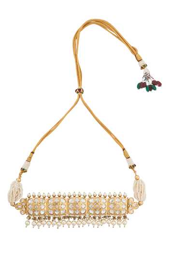 Shop Nazaakat By Samara Singh White Zari Kundan Pearl Necklace And Earring Set Shop_Nazaakat By Samara Singh_White Zari Kundan Pearl Necklace And Earring Set