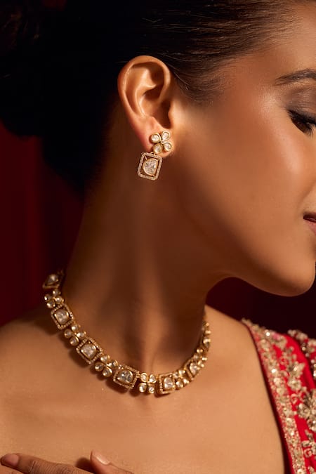 Nazaakat By Samara Singh_White Zari Kundan Necklace And Earring Set_Online_at_Aza_Fashions