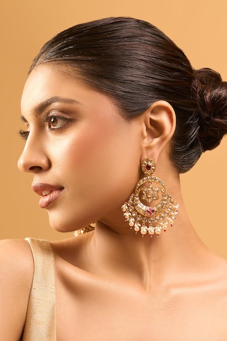 Nazaakat By Samara Singh_Purple Zari, Pearls Kundan Earrings _at_Aza_Fashions