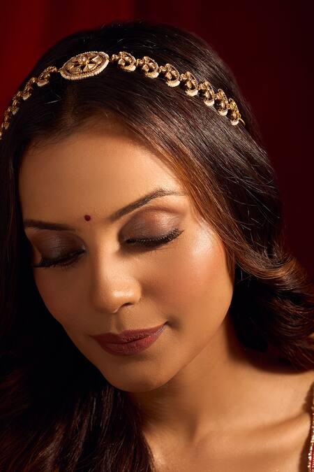 Buy Nazaakat By Samara Singh White Kundan Brass Mathapatti Online at Aza Fashions Buy_Nazaakat By Samara Singh_White Kundan Brass Mathapatti _Online_at_Aza_Fashions