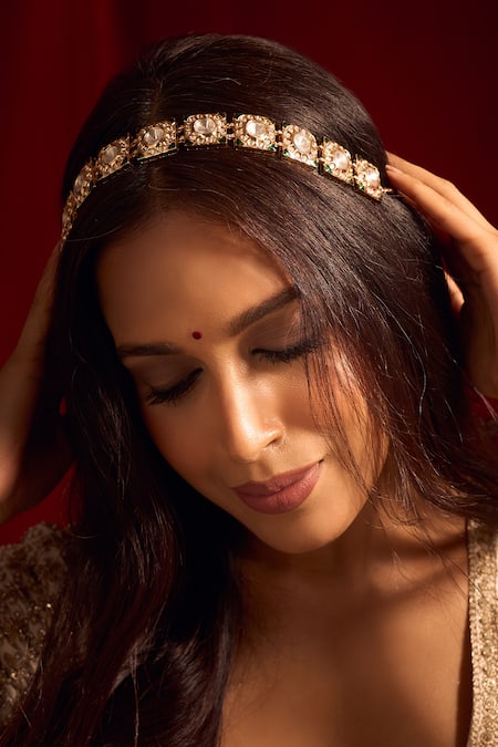 Nazaakat By Samara Singh Kundan Green Brass Mathapatti 