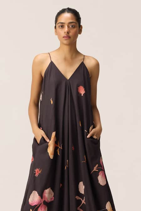 Kharakapas Charcoal Cotton V-neck Floral Maxi Dress at Aza Fashions Kharakapas_Charcoal Cotton V-neck Floral Maxi Dress _at_Aza_Fashions