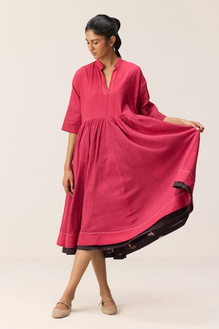 Kharakapas Pink Cotton Split V-neck Berry Beam Dress 