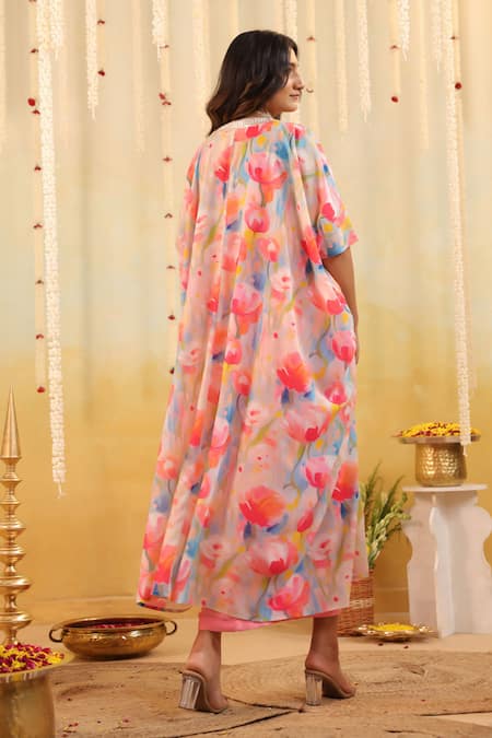 Shop B'Infinite Pink Georgette Sequins Square Neck, Pastel Tulip Embellished Three Piece Set at Aza Fashions Shop_B'Infinite_Pink Georgette Sequins Square Neck, Pastel Tulip Embellished Three Piece Set _at_Aza_Fashions