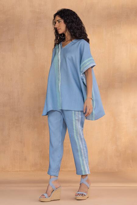Kaveri_Blue Linen V-neck Brush Stroke Square Co-ord Set _Online_at_Aza_Fashions