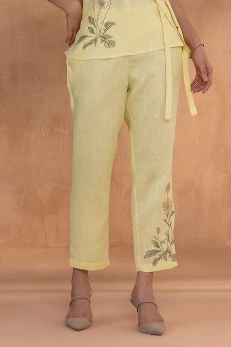 Kaveri_Yellow Linen Embroidery Round Neck Golden Daisy Bow Co-ord _Online_at_Aza_Fashions