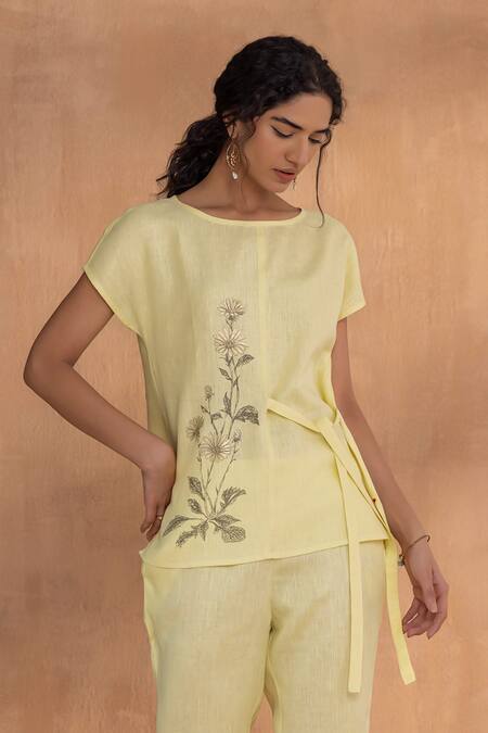 Kaveri_Yellow Linen Embroidery Round Neck Golden Daisy Bow Co-ord _at_Aza_Fashions