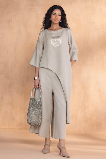 Buy Kaveri Gray Linen Round Neck Luna Long Co-ord Set Online at Aza Fashions Buy_Kaveri_Gray Linen Round Neck Luna Long Co-ord Set _Online_at_Aza_Fashions
