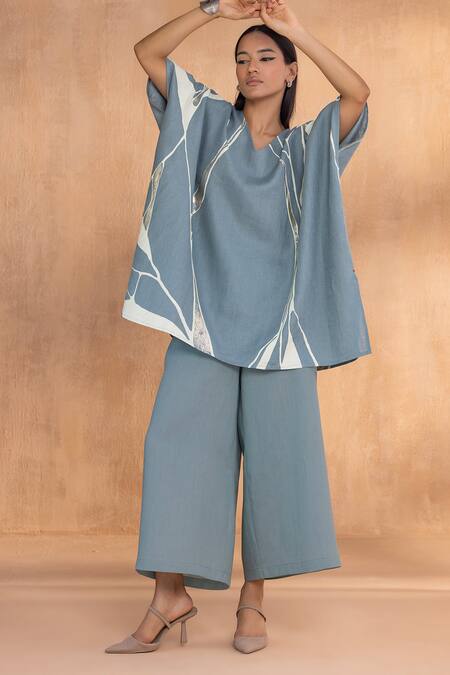 Buy_Kaveri_Blue Cotton V-neck Quantam Theory Square Co-ord Set _Online_at_Aza_Fashions