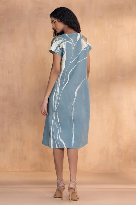 Kaveri Quatum Theory Wave Dress 