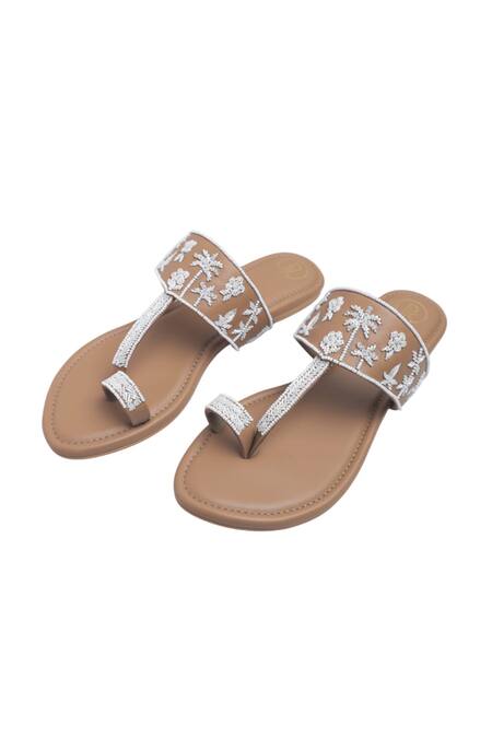 Buy Preet Kaur Brown Embroidery Palm Tan Kolhapuri Sandals Online at Aza Fashions Buy_Preet Kaur_Brown Embroidery Palm Tan Kolhapuri Sandals _Online_at_Aza_Fashions