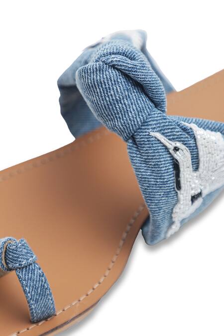 Preet Kaur Blue Denim Bird Thumb Flats at Aza Fashions Preet Kaur_Blue Denim Bird Thumb Flats _at_Aza_Fashions