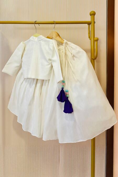 Rage Attire-Sweta Saria Ivory Beads, Embroidery Elephant Lehenga Set Online at Aza Fashions Rage Attire-Sweta Saria_Ivory Beads, Embroidery Elephant Lehenga Set _Online_at_Aza_Fashions