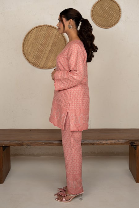 Shop Safaa Peach Shantoon Embroidery V-neck Giselle Moonga Silk Kurta Pant Set Online at Aza Fashions Shop_Safaa_Peach Shantoon Embroidery V-neck Giselle Moonga Silk Kurta Pant Set _Online_at_Aza_Fashions