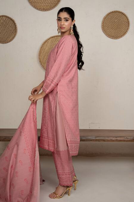 Safaa Pink Vegan Silk, Shantoon Embroidery Round Neck Clementine Kurta Pant Set Online at Aza Fashions Safaa_Pink Vegan Silk, Shantoon Embroidery Round Neck Clementine Kurta Pant Set _Online_at_Aza_Fashions