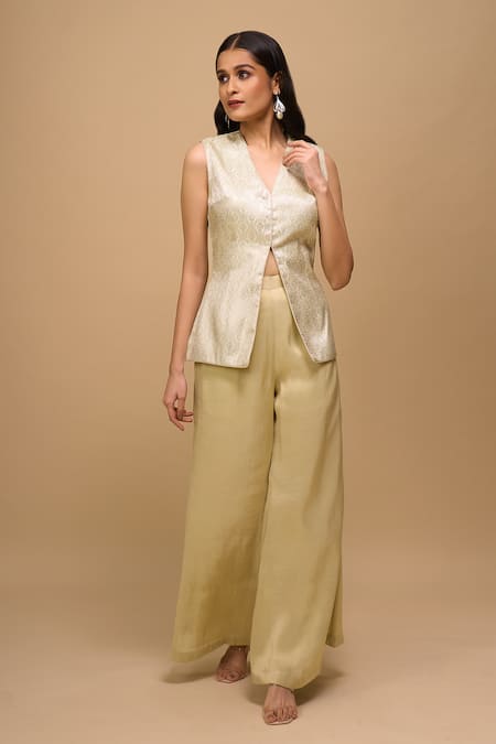 Samyukta Singhania_Mint Brocade, Tissue V-neck Green Top And Pant Set _Online_at_Aza_Fashions