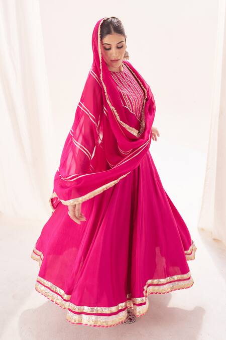 Shop_Muskann Kapadiaa_Pink Silk, Organza Gota Patti Round Neck Rose Anarkali Set _Online_at_Aza_Fashions