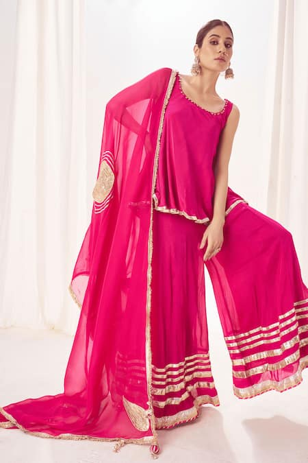 Muskann Kapadiaa Pink Chiffon Gota Patti Round Neck Rose Kurta Sharara Set 