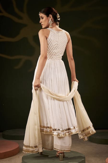 Muskann Kapadiaa Ivory Gota Patti Kurta Pant Dupatta Set 