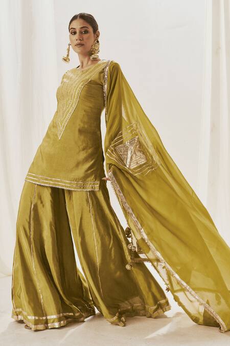 Muskann Kapadiaa_Olive Green Silk, Organza Gota Patti Round Neck Kurta Palazzo Set _Online_at_Aza_Fashions