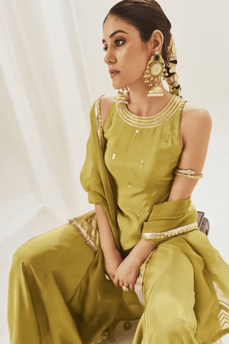 Muskann Kapadiaa_Olive Green Silk, Organza Gota Patti Round Neck Kurta Sharara Set _Online_at_Aza_Fashions