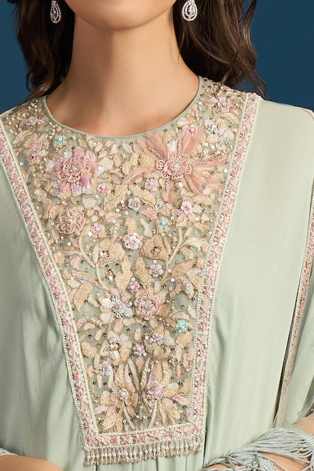 Tarun Tahiliani_Green Embroidery, Beads Round Neck Blush Kurta Set _at_Aza_Fashions