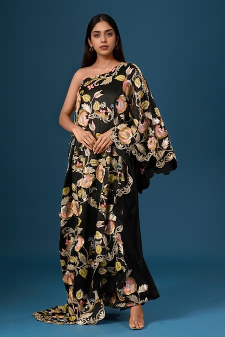 Anamika Khanna Black Embroidered Skirt Set 