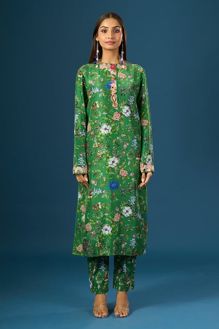 Anamika Khanna_Emerald Green Embroidery Round Neck Floral Kurta Set _at_Aza_Fashions