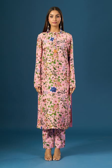 Anamika Khanna Pink Embroidery Round Neck Floral Print Kurta Set Online at Aza Fashions Anamika Khanna_Pink Embroidery Round Neck Floral Print Kurta Set_Online_at_Aza_Fashions
