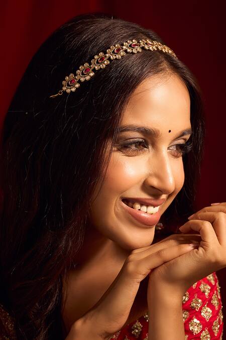 Buy Nazaakat By Samara Singh Red Imitation Gemstones Kundan Ruby Pink Mathapatti Online at Aza Fashions Buy_Nazaakat By Samara Singh_Red Imitation Gemstones Kundan Ruby Pink Mathapatti _Online_at_Aza_Fashions