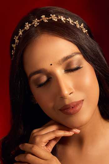 Buy_Nazaakat By Samara Singh_White Kundan Brass Mathapatti _Online_at_Aza_Fashions