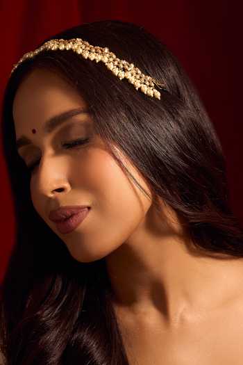 Buy_Nazaakat By Samara Singh_White Kundan Brass Mathapatti _Online_at_Aza_Fashions