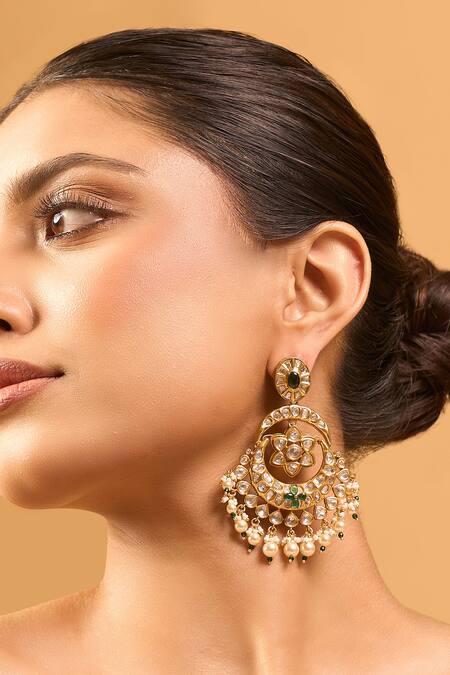 Nazaakat By Samara Singh_Green Kundan Earrings _at_Aza_Fashions
