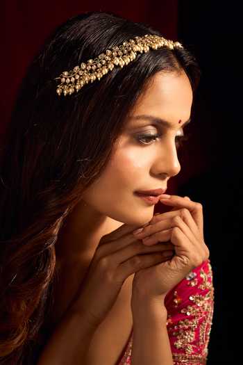 Buy_Nazaakat By Samara Singh_Green Kundan Mathapatti _Online_at_Aza_Fashions