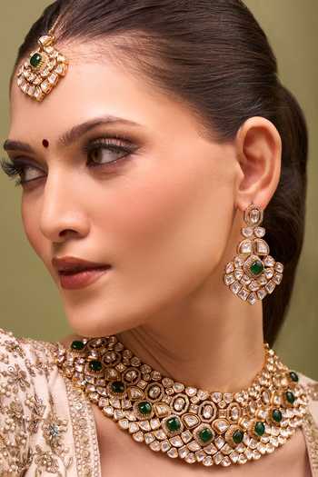 Buy Nazaakat By Samara Singh Green Zari Kundan Jewelry Set Buy_Nazaakat By Samara Singh_Green Zari Kundan Jewelry Set