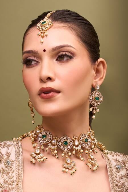 Nazaakat By Samara Singh Kundan Green Necklace Set 