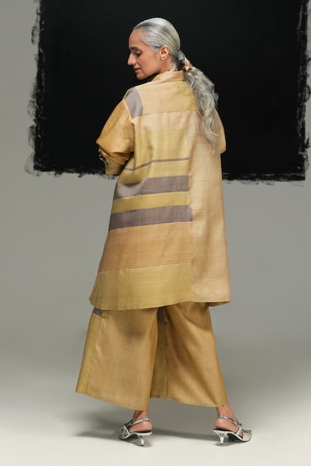 Shop Urvashi Kaur Multi Color Tussar Collared Multicolor Gamma Shirt at Aza Fashions Shop_Urvashi Kaur_Multi Color Tussar Collared Multicolor Gamma Shirt _at_Aza_Fashions