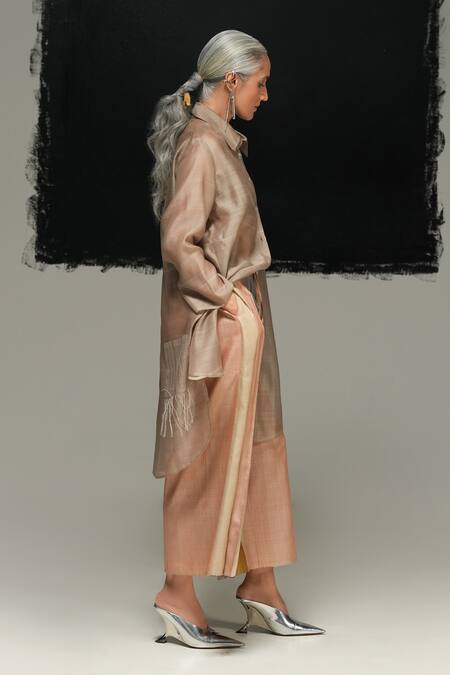 Urvashi Kaur Gray Chanderi Silk Collared Designer Handloom Shirt Online at Aza Fashions Urvashi Kaur_Gray Chanderi Silk Collared Designer Handloom Shirt _Online_at_Aza_Fashions