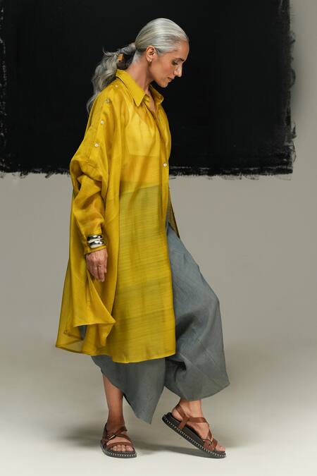 Buy Urvashi Kaur Gray Ramie, Linen Designer Grey Pant Online at Aza Fashions Buy_Urvashi Kaur_Gray Ramie, Linen Designer Grey Pant _Online_at_Aza_Fashions