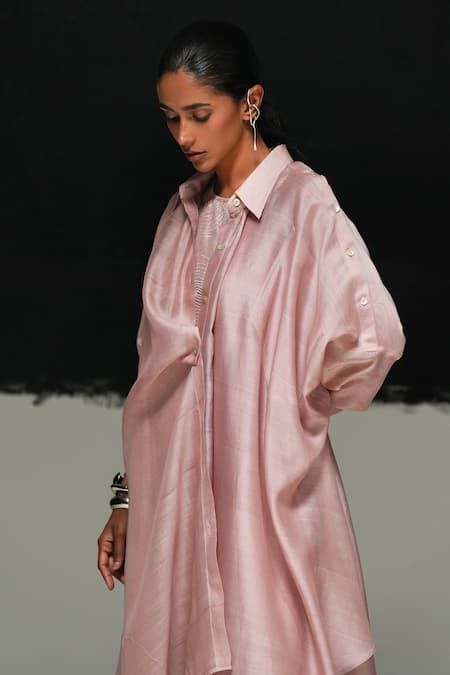 Buy Urvashi Kaur Pink Chanderi Silk Collared Handloom Ava Shirt Online at Aza Fashions Buy_Urvashi Kaur_Pink Chanderi Silk Collared Handloom Ava Shirt _Online_at_Aza_Fashions